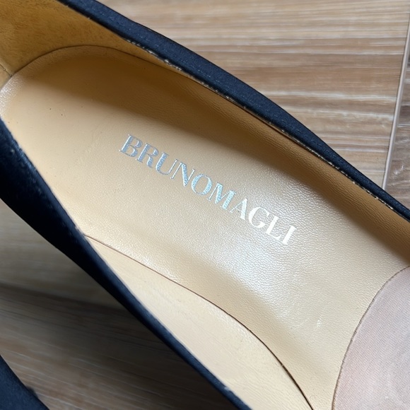 BRUNOMAGLI Heel Size 35.5 - Picture 12 of 14